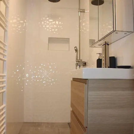 New★center Delight★★★chic&cozy★top Location Apartma *